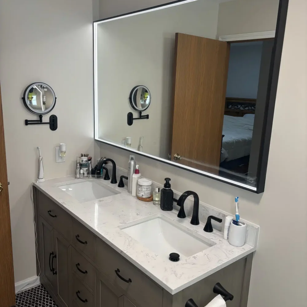 Modern Bathroom Fixtures in Midwest Bathroom